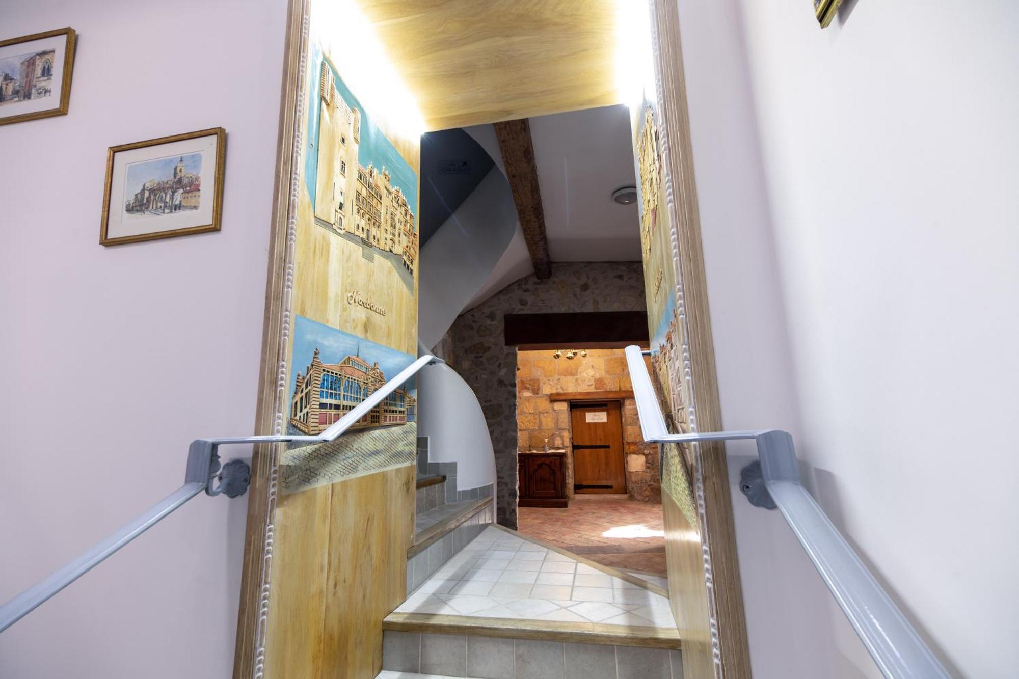Petit Studio Presbytere Dans L'Eglise Narbonne Bagian luar foto